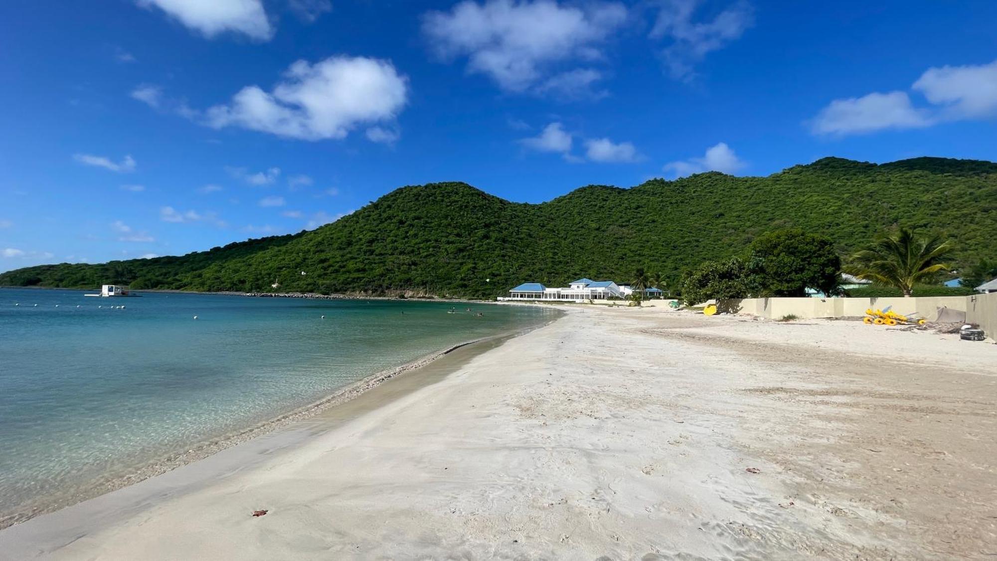 Island Escape, Marina Paradise & Beach Adventures Cul de Sac Eksteriør billede